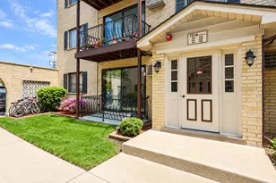 7218 W Wrightwood Ave, Elmwood Park, IL 60707 - Photo 1