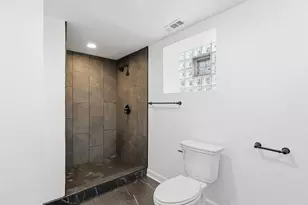 7724 S Chappel Ave, Chicago, IL 60649 - Photo 13