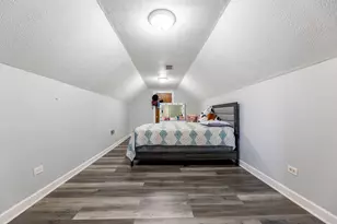 5801 S Talman Ave, Chicago, IL 60629 - Photo 17