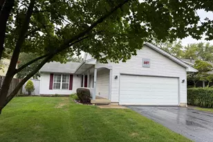 357 Pearson Cir, Naperville, IL 60563 - Photo 1