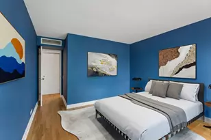 260 E Chestnut St, Chicago, IL 60611 - Photo 13