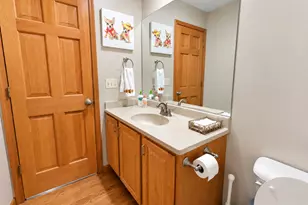 1263 Williamsburg Ln, Crystal Lake, IL 60014 - Photo 11