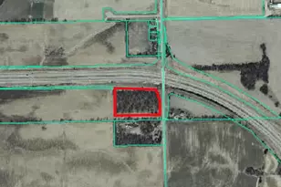 1276 N Tower Rd, Freeport, IL 61032 - Photo 1