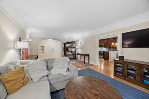 344 S Maple Ave, Oak Park, IL 60302 - Photo 5