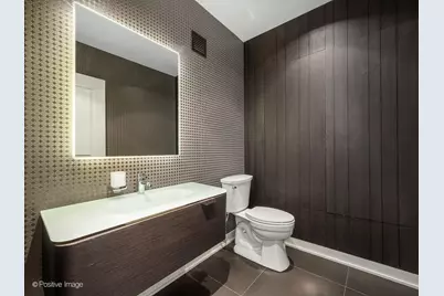 225 N Columbus Drive #5510, Chicago, IL 60601 - Photo 21