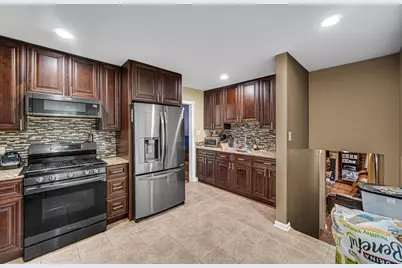 2837 191st Place, Lansing, IL 60438 - Photo 3