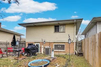 18010 Olympia Drive, Country Club Hills, IL 60478 - Photo 21