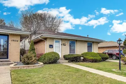 18010 Olympia Drive, Country Club Hills, IL 60478 - Photo 3