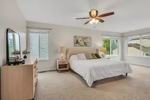 107 Acorn Ct, Round Lake Beach, IL 60073 - Photo 27