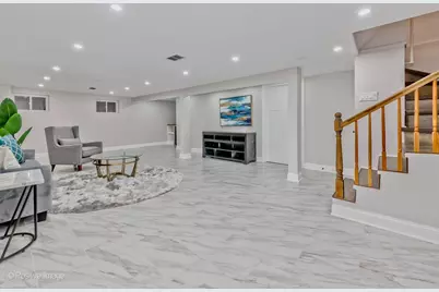 9338 Keeler Avenue, Skokie, IL 60076 - Photo 19