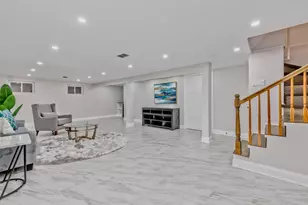 9338 Keeler Ave, Skokie, IL 60076 - Photo 19