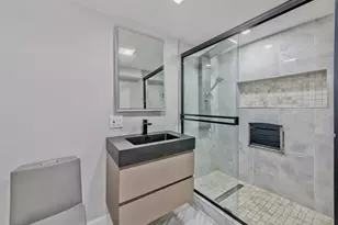 9338 Keeler Ave, Skokie, IL 60076 - Photo 21
