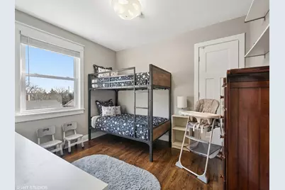 2124 Seward Street, Evanston, IL 60202 - Photo 9