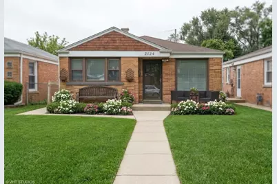2124 Seward Street, Evanston, IL 60202 - Photo 1