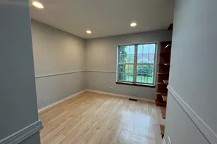 33 Buchanan Ln, Streamwood, IL 60107 - Photo 17