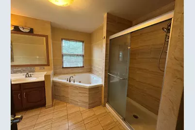 33 Buchanan Lane, Streamwood, IL 60107 - Photo 11