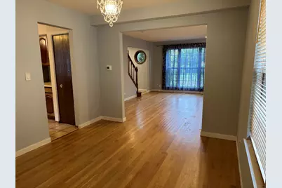 33 Buchanan Lane, Streamwood, IL 60107 - Photo 5