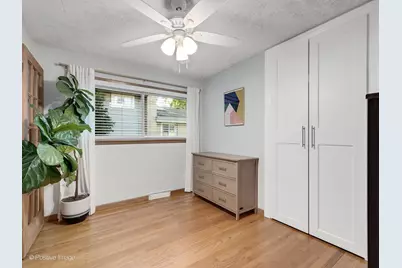 715 Crest Street, Wheaton, IL 60189 - Photo 17
