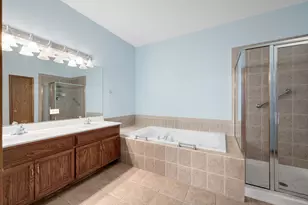 1540 Hillcrest Ln, Woodridge, IL 60517 - Photo 25