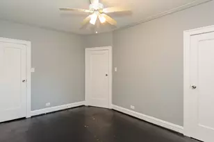 2217 E 69th St, Chicago, IL 60649 - Photo 7