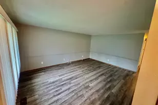 1807 Joanna Ave, Zion, IL 60099 - Photo 17
