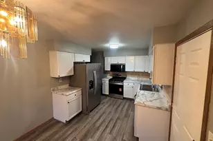 1807 Joanna Ave, Zion, IL 60099 - Photo 7