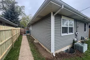 1807 Joanna Ave, Zion, IL 60099 - Photo 25
