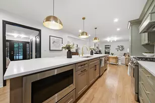 1025 Elizabeth Ave, Naperville, IL 60540 - Photo 5