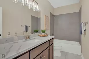 8026 Bradley Dr, Tinley Park, IL 60487 - Photo 19