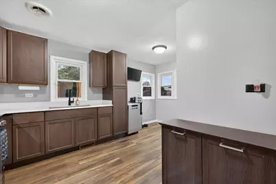 8001 Neenah Avenue, Burbank, IL 60459 - Photo 7