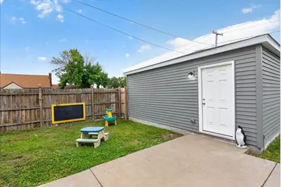 8001 Neenah Avenue, Burbank, IL 60459 - Photo 19