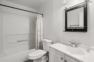 514 Holiday Ln, Hainesville, IL 60073 - Photo 15