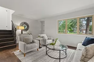 107 S Hi Lusi Ave, Mount Prospect, IL 60056 - Photo 5