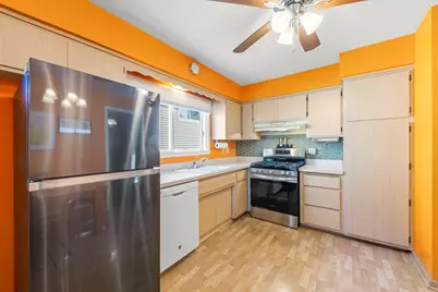 162 E Jackson Street, Elmhurst, IL 60126 - Photo 5