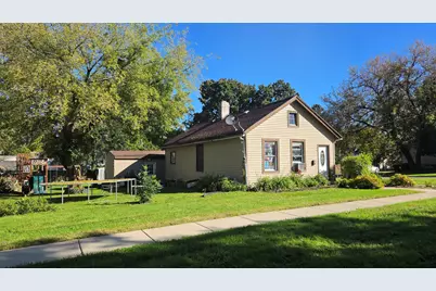 301 W Blackman Street, Harvard, IL 60033 - Photo 17