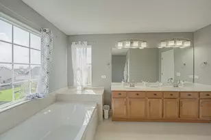 26615 Silverleaf Dr, Plainfield, IL 60585 - Photo 37