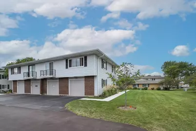 204 Shattuck Court #204, Schaumburg, IL 60194 - Photo 1