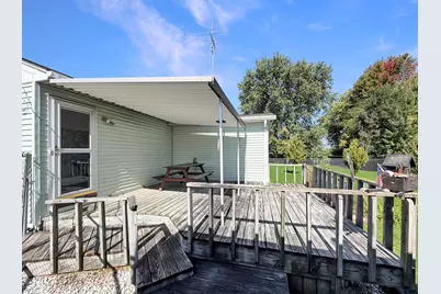 731 N Waddell Avenue, Freeport, IL 61032 - Photo 23