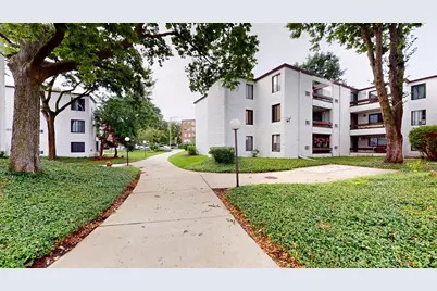 334 W Miner Street #3B, Arlington Heights, IL 60005 - Photo 1