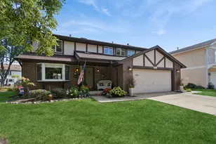 1251 N Scarlet Dr, Addison, IL 60101 - Photo 29
