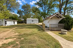 3432 Seed House Rd, Iuka, IL 62849 - Photo 7