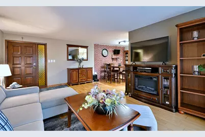 2 N Dee Road #203, Park Ridge, IL 60068 - Photo 7