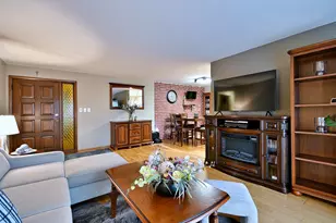 2 N Dee Rd, Park Ridge, IL 60068 - Photo 7