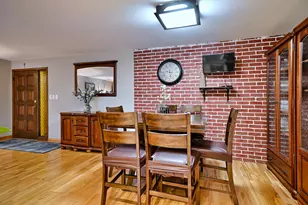 2 N Dee Rd, Park Ridge, IL 60068 - Photo 5
