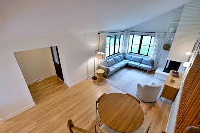326 E Huntington Lane, Elmhurst, IL 60126 - Photo 5