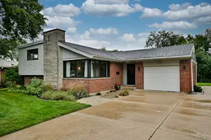 326 E Huntington Ln, Elmhurst, IL 60126 - Photo 29