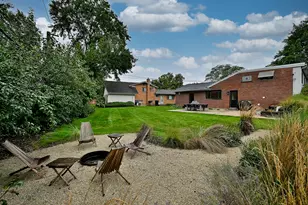 326 E Huntington Ln, Elmhurst, IL 60126 - Photo 25