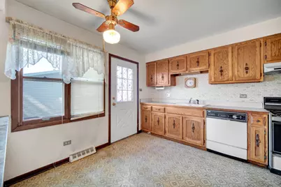 16010 Olcott Avenue, Tinley Park, IL 60477 - Photo 7