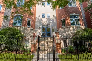2625 N Ashland Ave, Chicago, IL 60614 - Photo 1