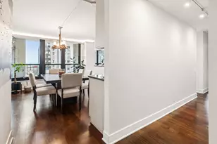 1030 N State St, Chicago, IL 60610 - Photo 3